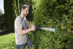 Gardena Elektrische Heggenschaar EasyCut 450/50 10 Gardena Elektrische Heggenschaar EasyCut 450/50 -Tuinbenodigdheden image 600